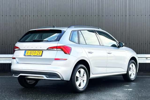 Škoda Kamiq (2023) thumbnail 3