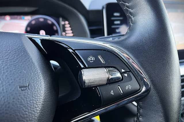 Škoda Kamiq (2023) thumbnail 23