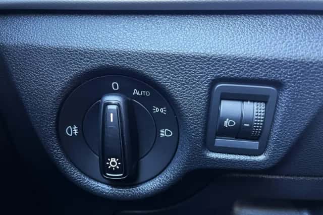 Škoda Kamiq (2023) thumbnail 30