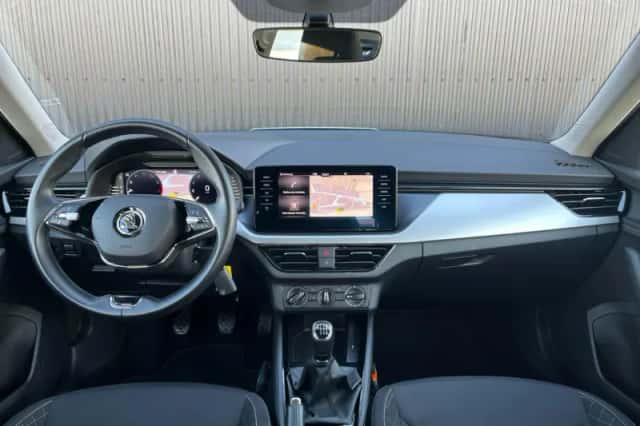 Škoda Kamiq (2023) thumbnail 6