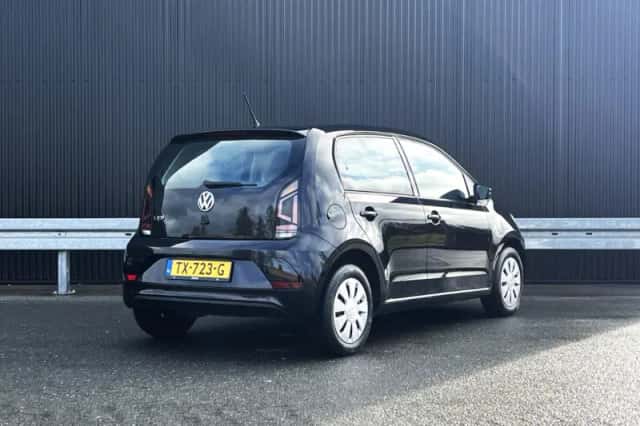 Volkswagen Up! (2018) thumbnail 2