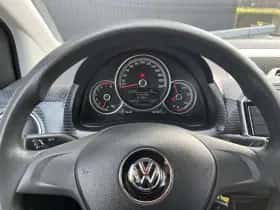 Volkswagen Up! (2018) thumbnail 23