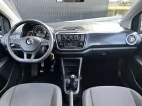 Volkswagen Up! (2018) thumbnail 5