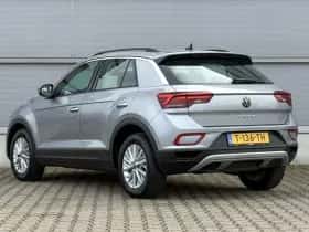Volkswagen T-Roc (2023) thumbnail 11