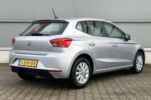SEAT Ibiza (2023) thumbnail 2