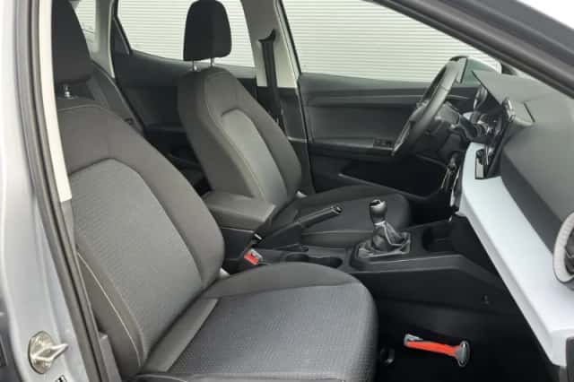 SEAT Ibiza (2023) thumbnail 14