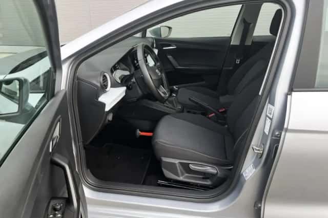 SEAT Ibiza (2023) thumbnail 4