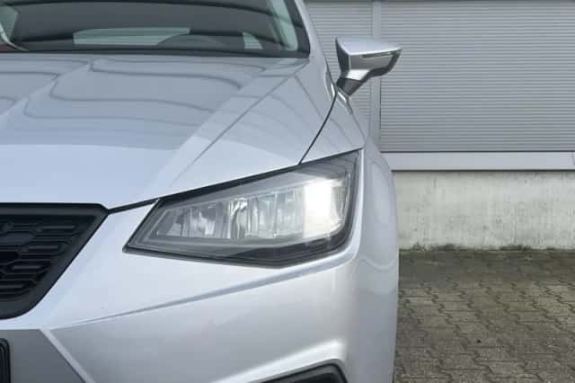 SEAT Ibiza (2023) thumbnail 9