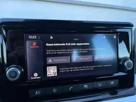 SEAT Arona (2023) thumbnail 24