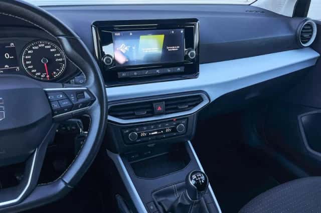 SEAT Arona (2023) thumbnail 25