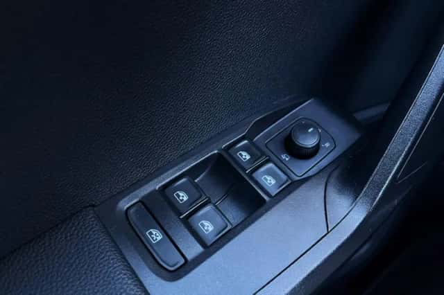 SEAT Arona (2023) thumbnail 30