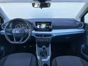SEAT Arona (2023) thumbnail 5