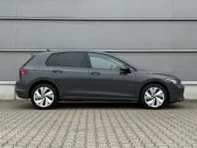 Volkswagen Golf (2025) thumbnail 4