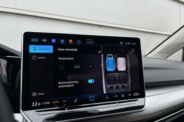 Volkswagen Golf (2025) thumbnail 31