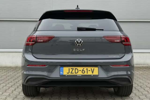 Volkswagen Golf (2025) thumbnail 10
