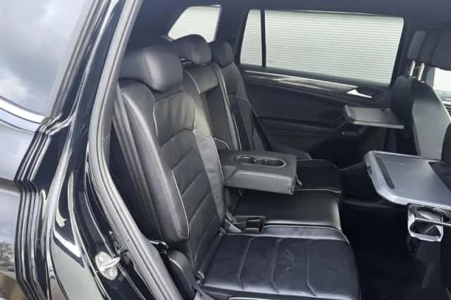 Volkswagen Tiguan (2021) thumbnail 16
