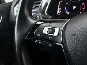 Volkswagen Tiguan (2021) thumbnail 26