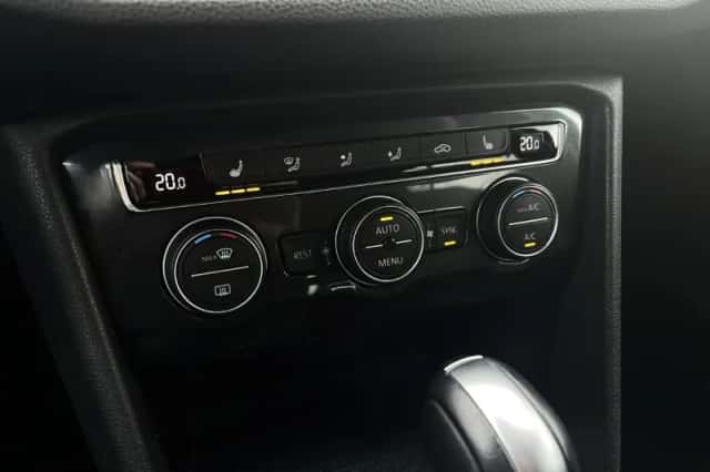 Volkswagen Tiguan (2021) thumbnail 31
