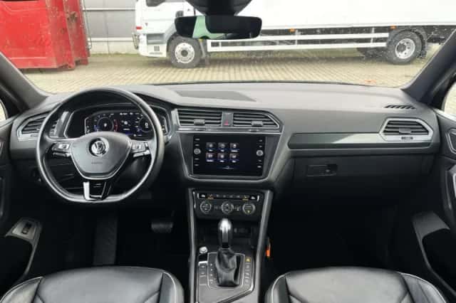 Volkswagen Tiguan (2021) thumbnail 5