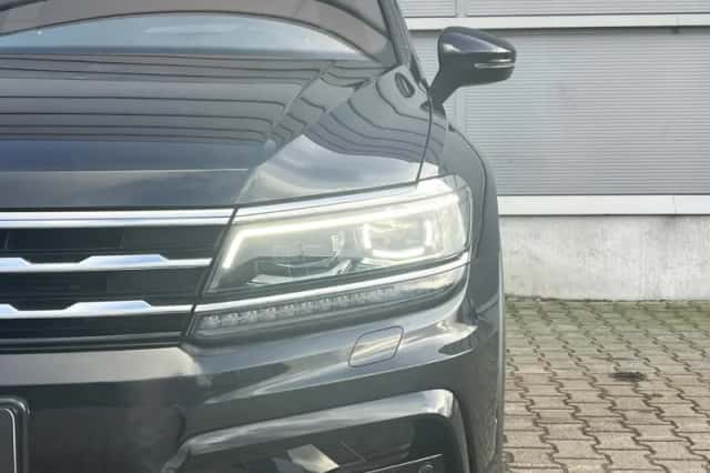 Volkswagen Tiguan (2021) thumbnail 9