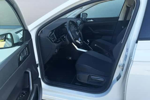 Volkswagen Polo (2023) thumbnail 21