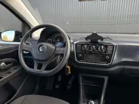 Volkswagen Up! (2020) thumbnail 5
