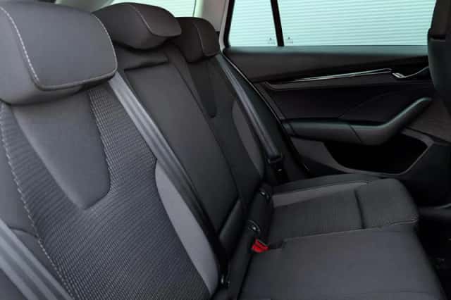 Škoda Octavia (2021) thumbnail 15