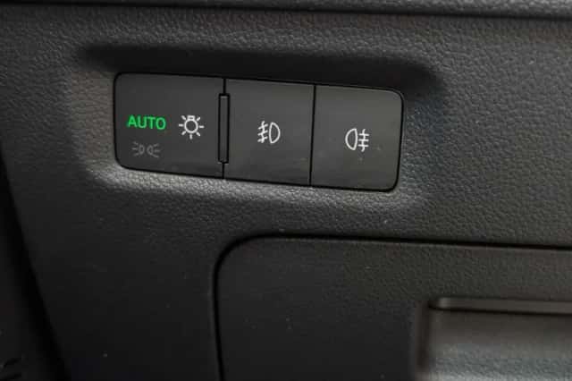 Škoda Octavia (2021) thumbnail 30