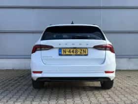 Škoda Octavia (2021) thumbnail 8