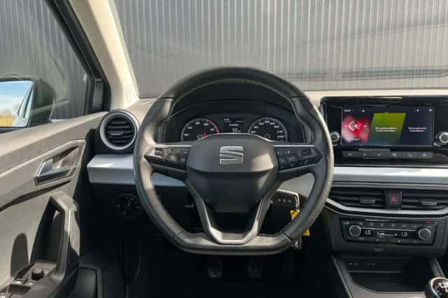 SEAT Ibiza (2023) thumbnail 24