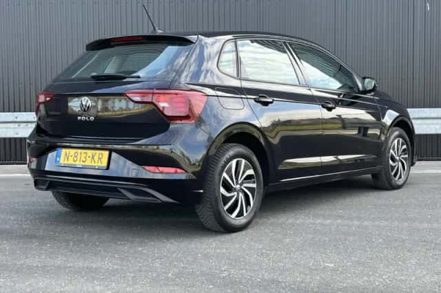 Volkswagen Polo (2021) thumbnail 2