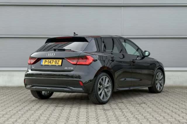 Audi A1 (2022) thumbnail 2