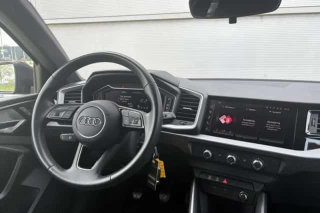 Audi A1 (2022) thumbnail 5