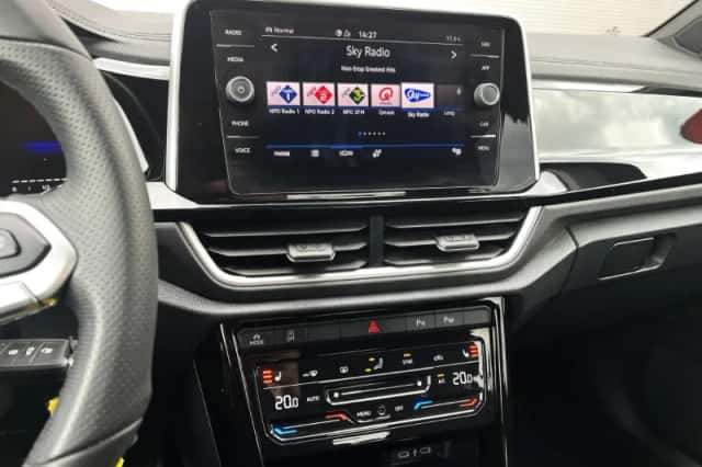 Volkswagen T-Roc (2025) thumbnail 33