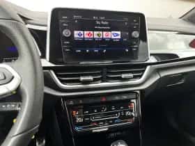Volkswagen T-Roc (2025) thumbnail 33