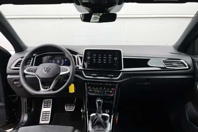 Volkswagen T-Roc (2025) thumbnail 6