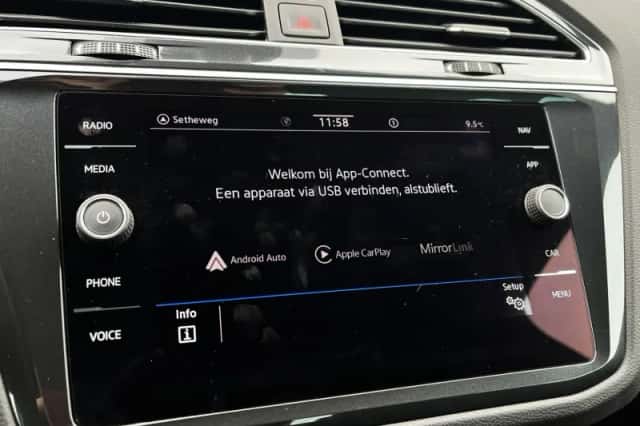 Volkswagen Tiguan (2020) thumbnail 26