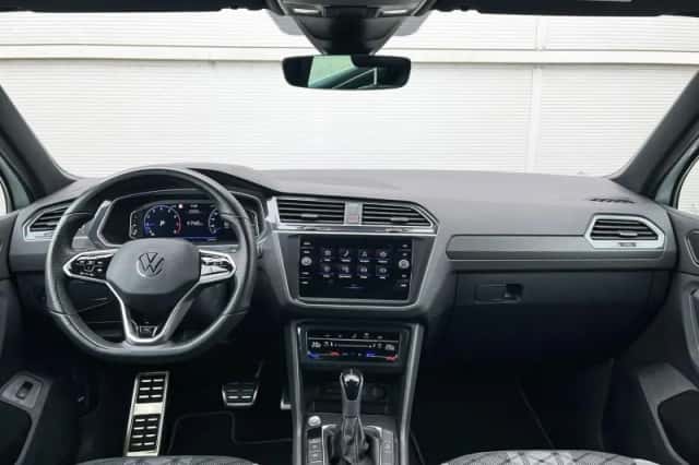 Volkswagen Tiguan (2020) thumbnail 4