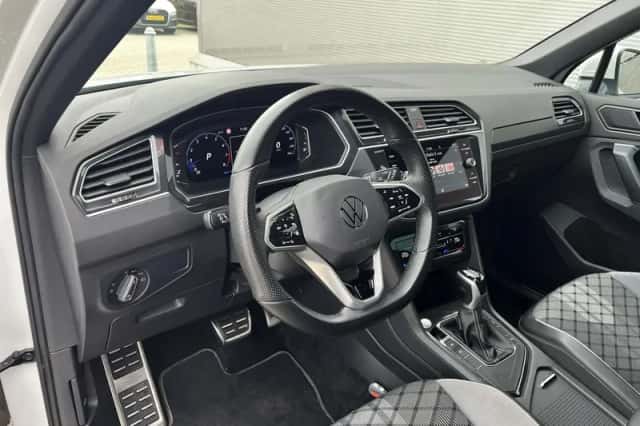Volkswagen Tiguan (2020) thumbnail 33