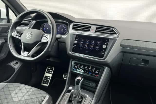 Volkswagen Tiguan (2020) thumbnail 36