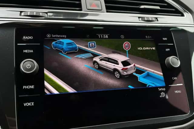 Volkswagen Tiguan (2020) thumbnail 40