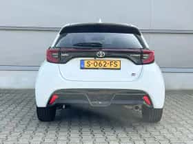 Toyota Yaris (2023) thumbnail 11