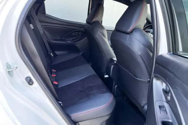 Toyota Yaris (2023) thumbnail 16