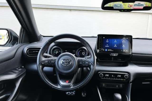 Toyota Yaris (2023) thumbnail 19