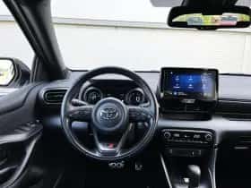 Toyota Yaris (2023) thumbnail 19