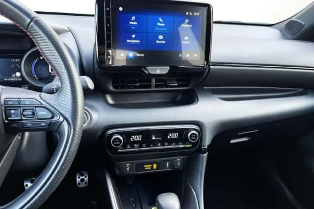 Toyota Yaris (2023) thumbnail 24