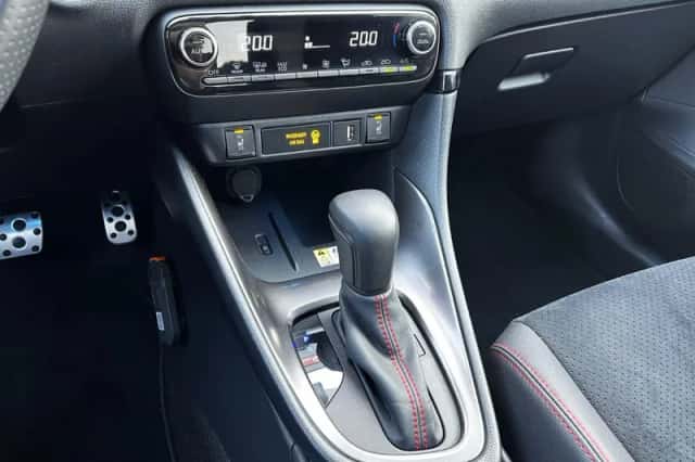 Toyota Yaris (2023) thumbnail 30