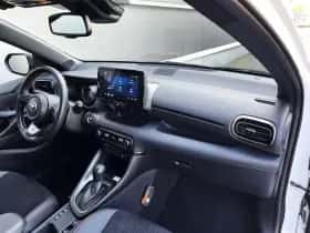 Toyota Yaris (2023) thumbnail 38