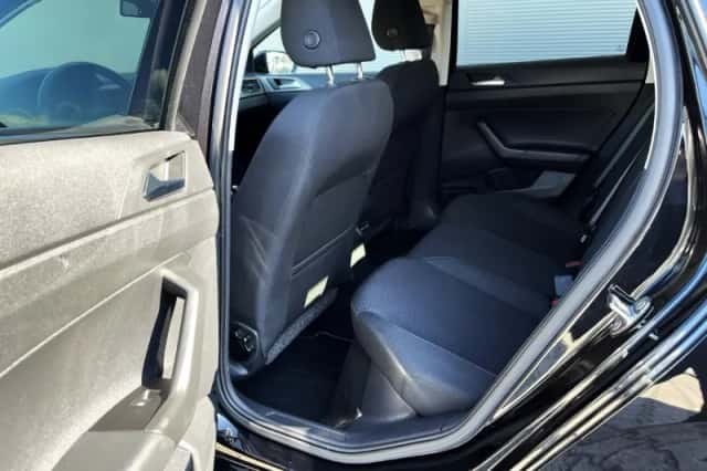 Volkswagen Polo (2021) thumbnail 23
