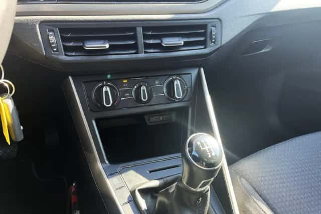 Volkswagen Polo (2021) thumbnail 33